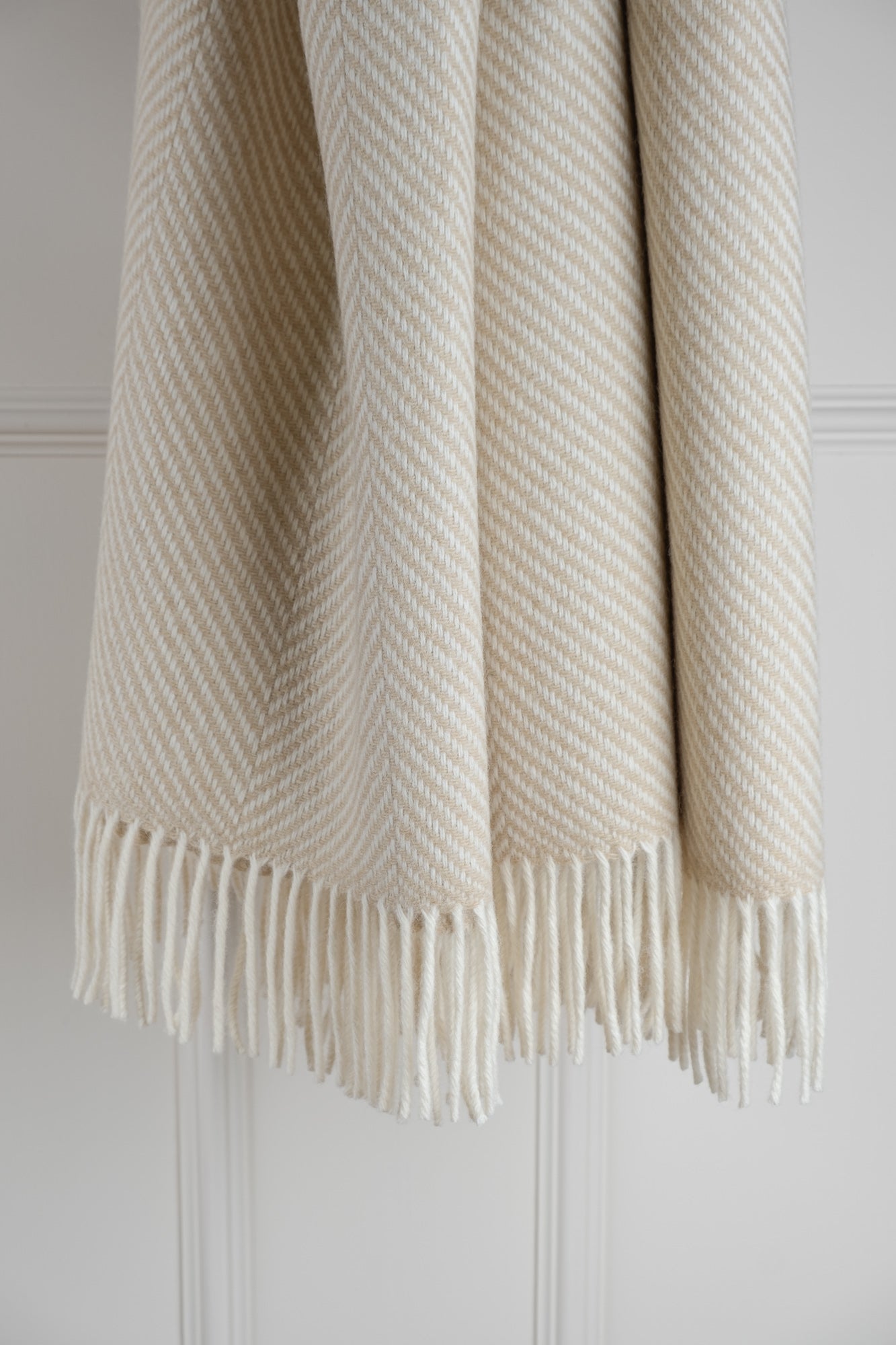 Herringbone Tweed Throw - Wheat