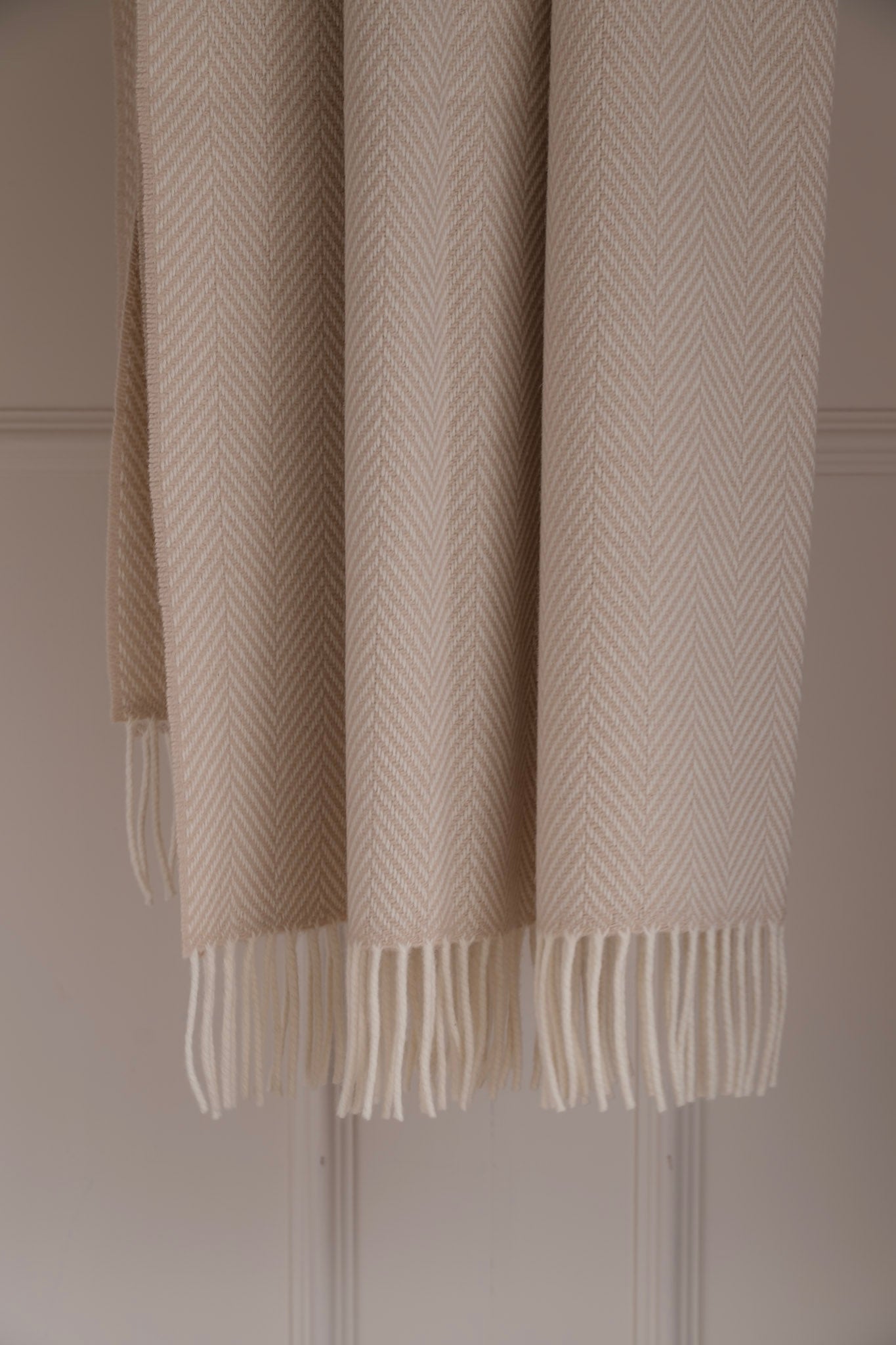 Herringbone Tweed Throw - Warm Ivory